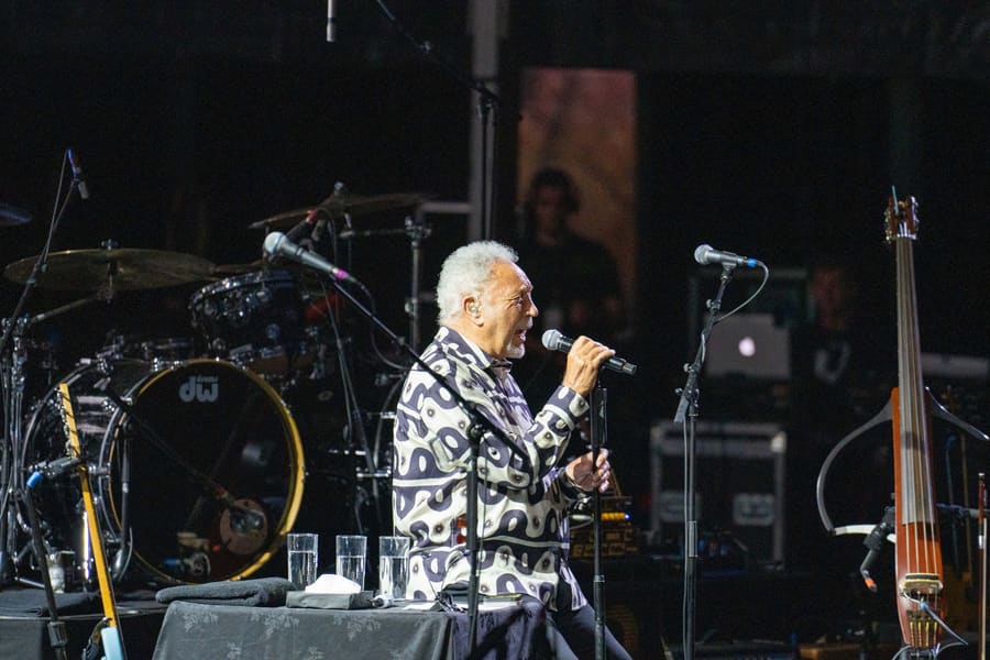 Tom Jones