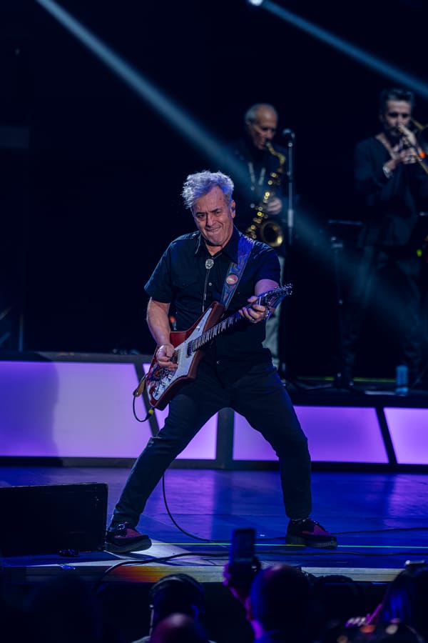 Hombres G