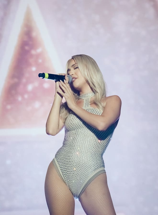 Ana Mena