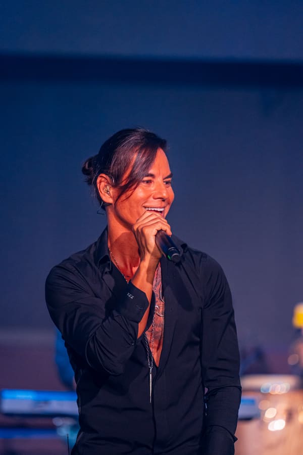 Julio Iglesias JR