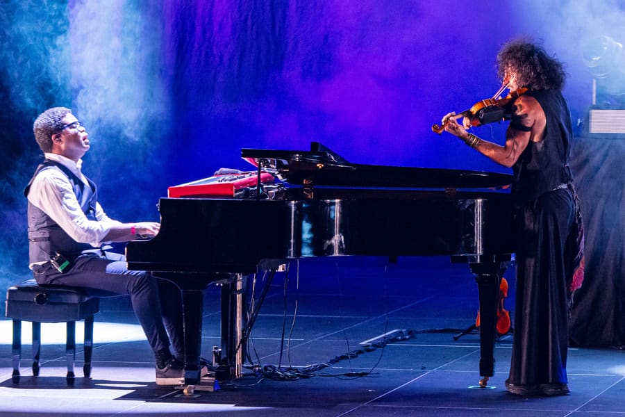 Lila Downs & Ara Malikian