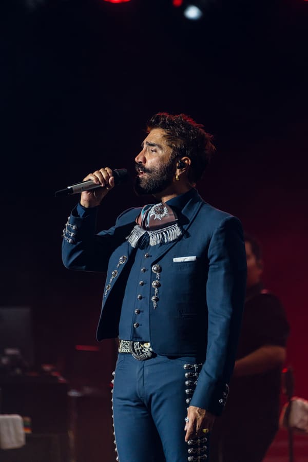 Alejandro Fernández 