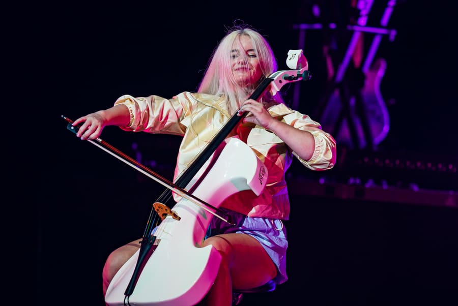 Clean Bandit