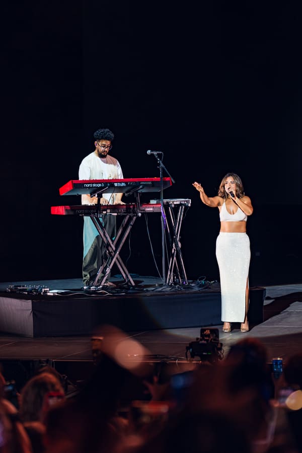 Clean Bandit