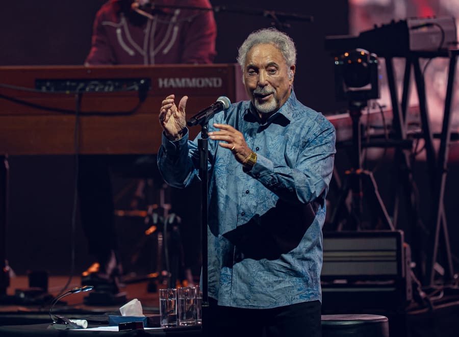 Tom Jones