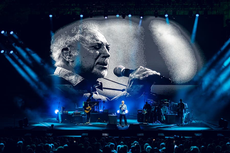 Tom Jones