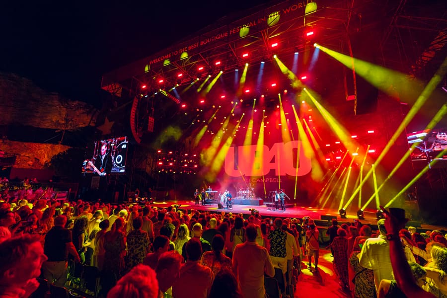 UB40 featuring Ali Campbell