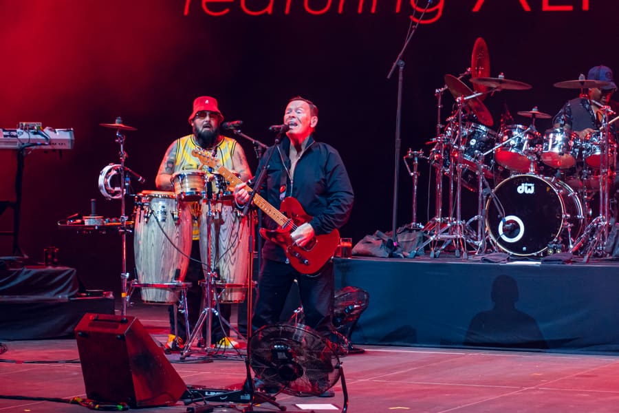 UB40 featuring Ali Campbell