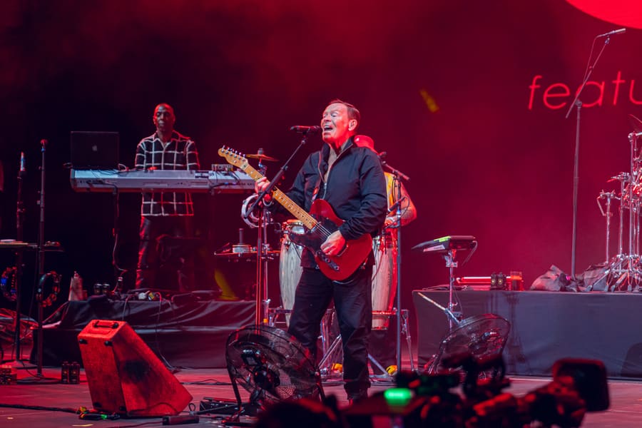 UB40 featuring Ali Campbell