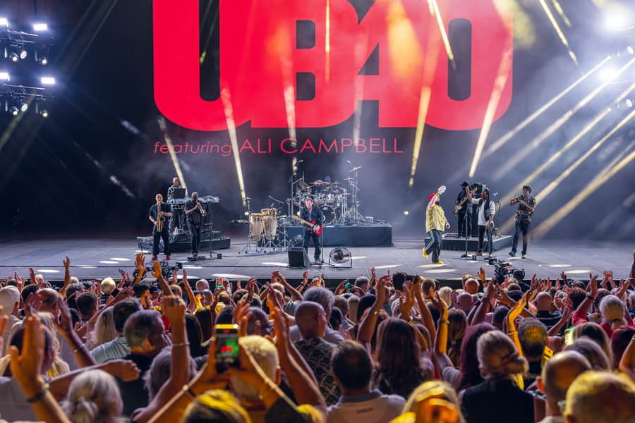 UB40 featuring Ali Campbell