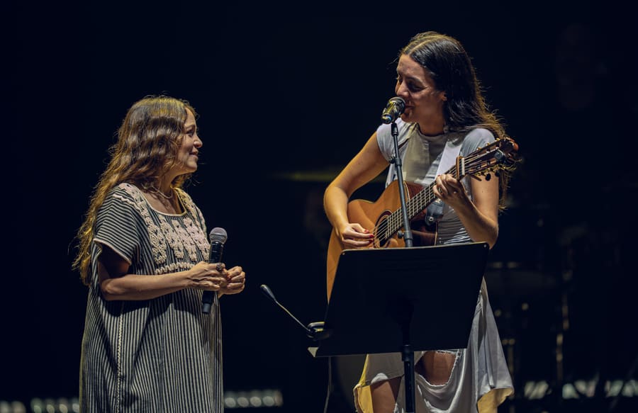 Valeria Castro & Natalia Lafourcade