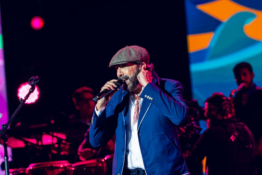 Juan Luis Guerra 4.40